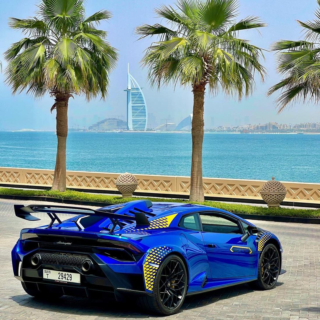 Lamborghini Huracan STO