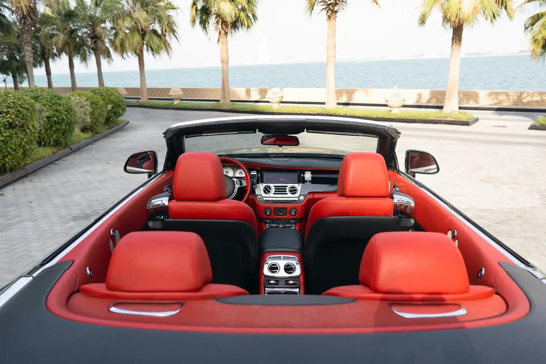 Rolls-Royce Dawn
