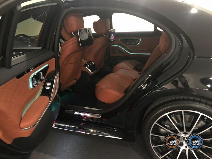 Mercedes-Benz S-Class (W223)