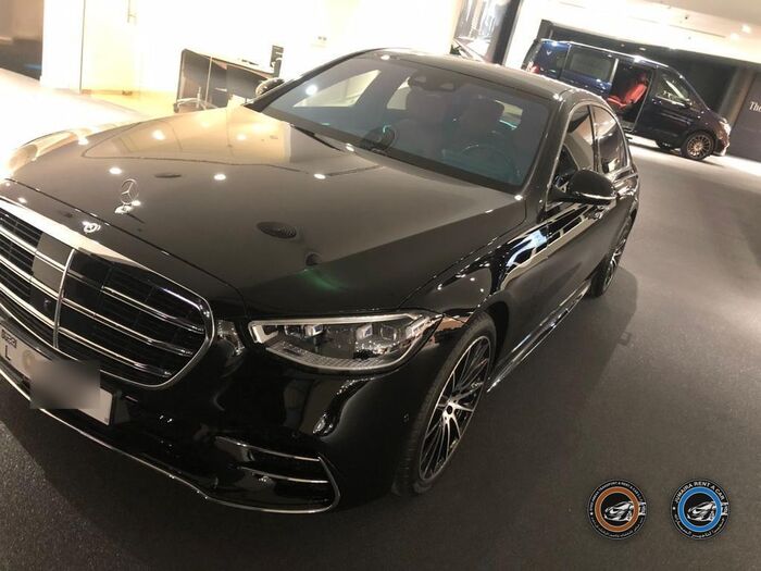 Mercedes-Benz S-Class (W223)