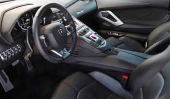 LAMBORGHINI AVENTADOR full