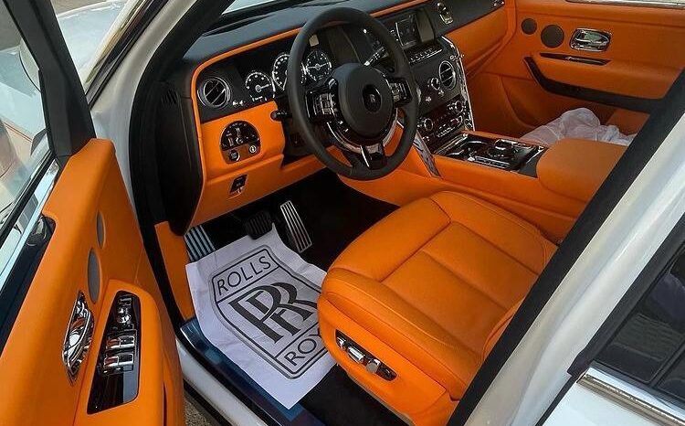 Rolls-Royce Cullinan full