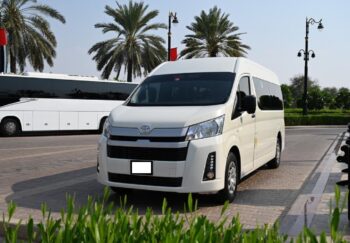 Toyota HiAce Hiroof